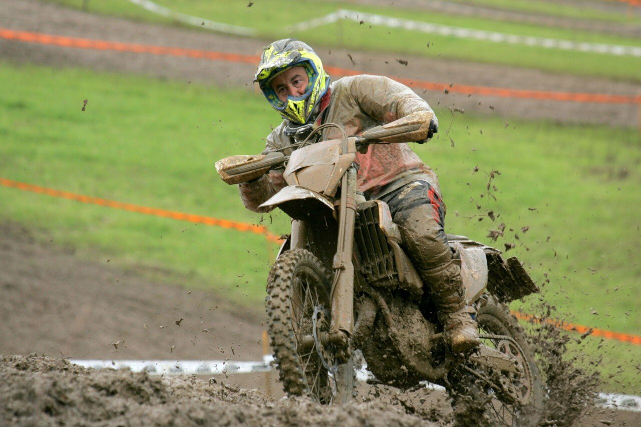 Il Trofeo Enduro KTM 2019 nella morsa del fango ad Anghiari